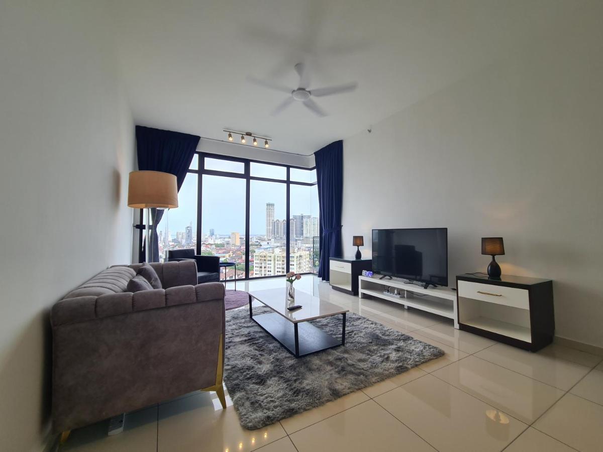 Beacon Executive Premium Suite George Town Exteriör bild