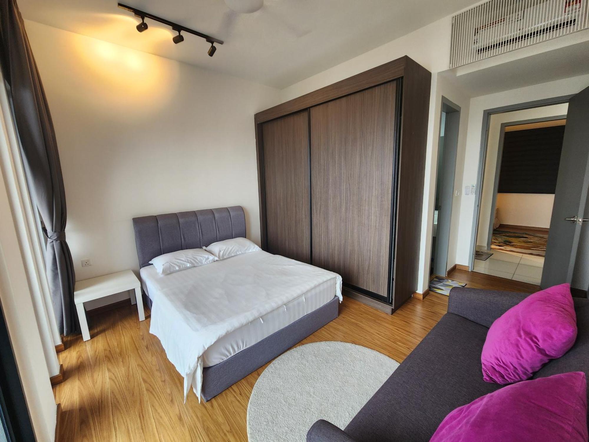 Beacon Executive Premium Suite George Town Exteriör bild