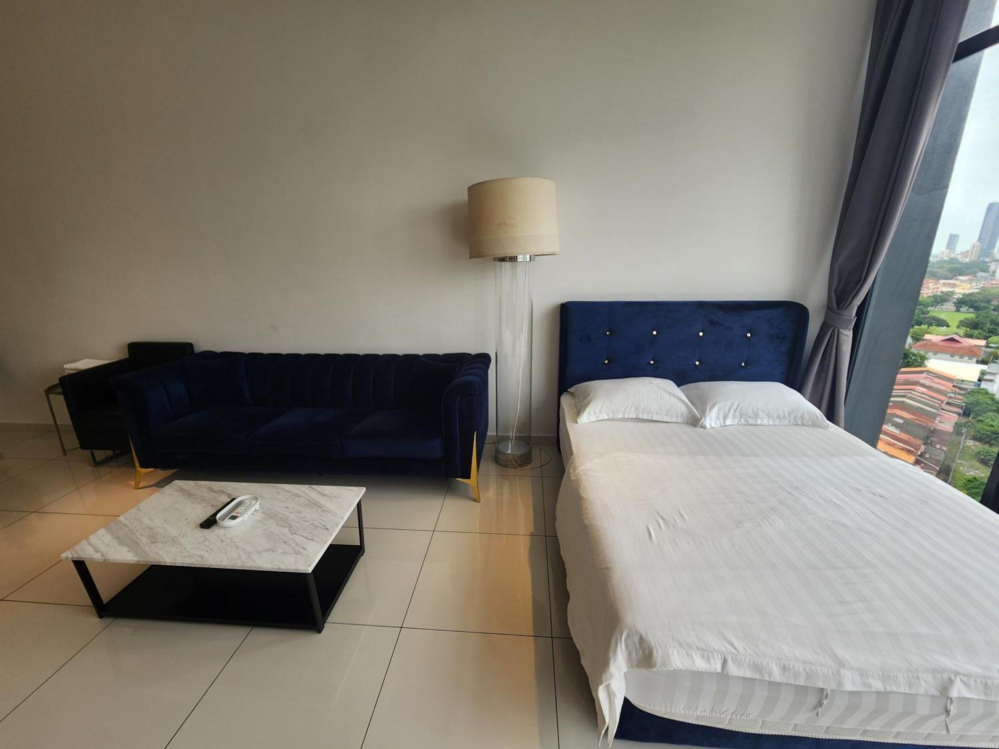 Beacon Executive Premium Suite George Town Exteriör bild