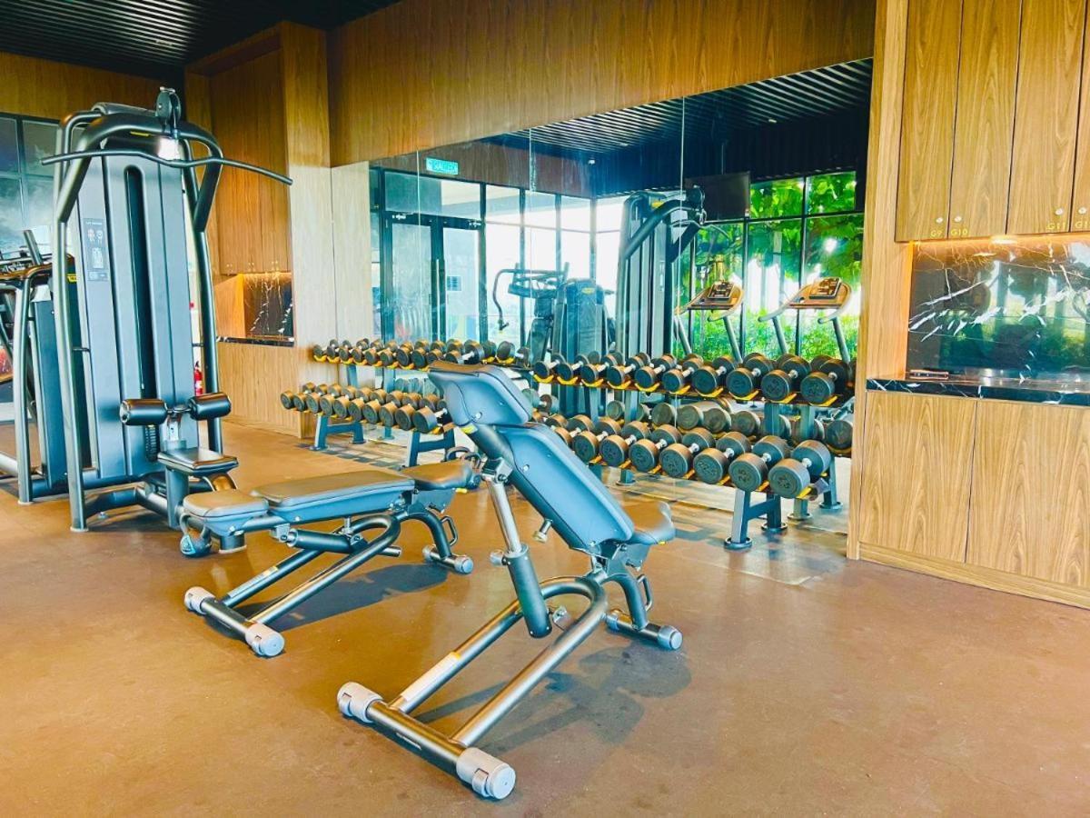 Beacon Executive Premium Suite George Town Exteriör bild