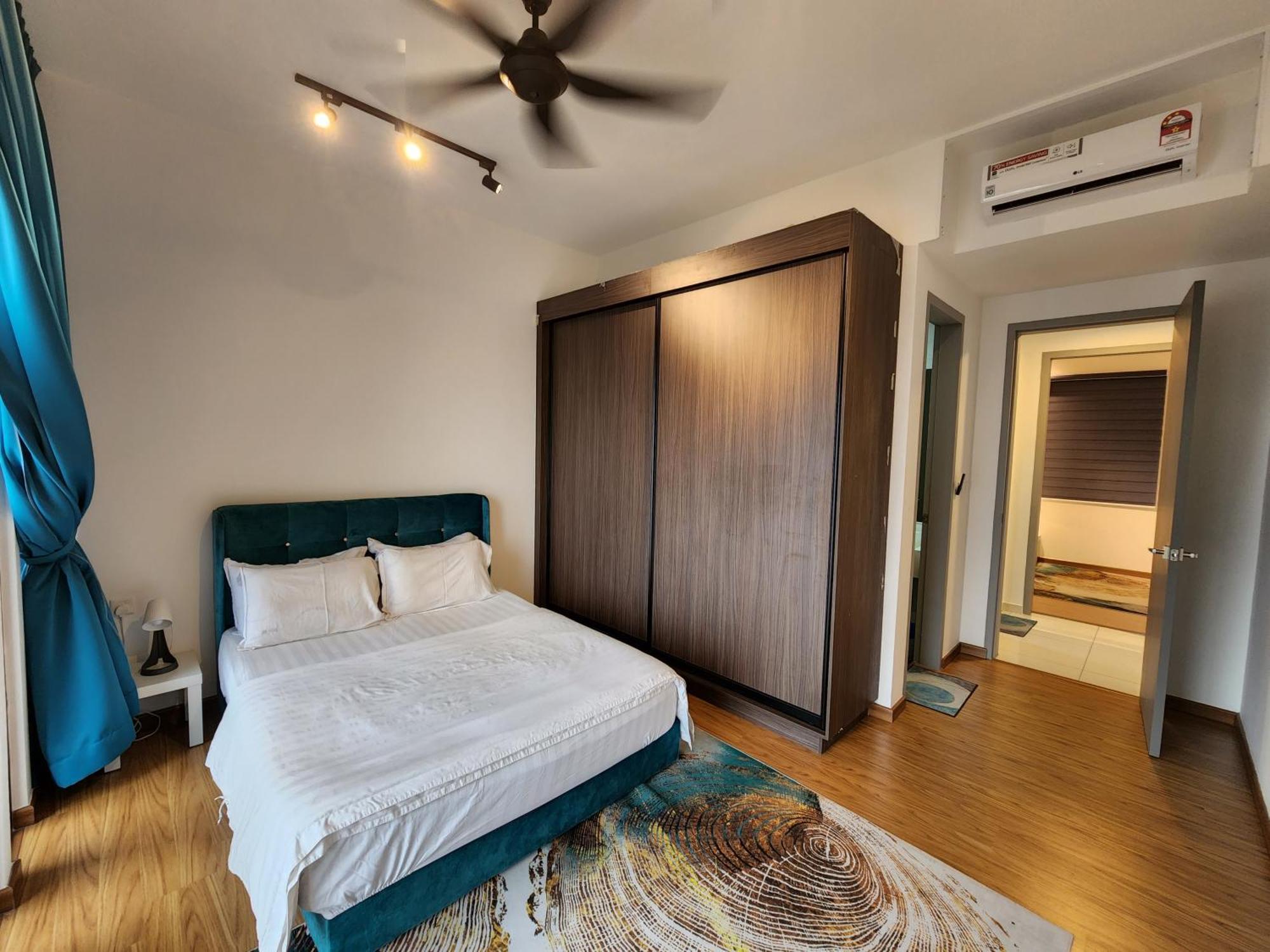 Beacon Executive Premium Suite George Town Exteriör bild